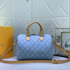 Louis Vuitton Speedy Bags